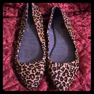 Dr. Scholls True Comfort leopard print flats